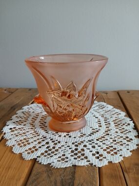 (2/20$)Vintage Art Deco Frosted Pressed Pink Glass Vase(Czech/Boho/depression)